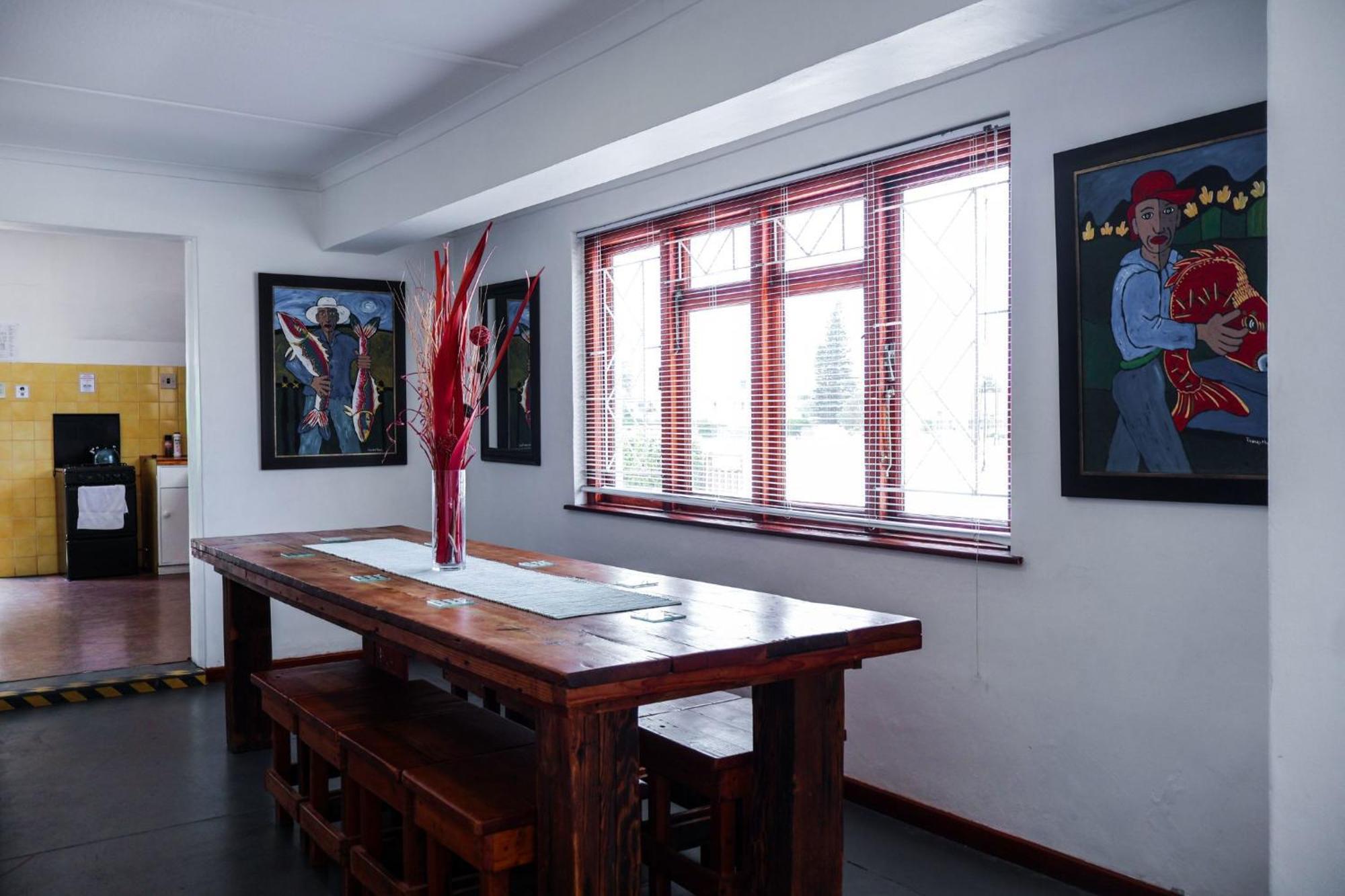 Hermanus Backpackers & Budget Accommodation 외부 사진